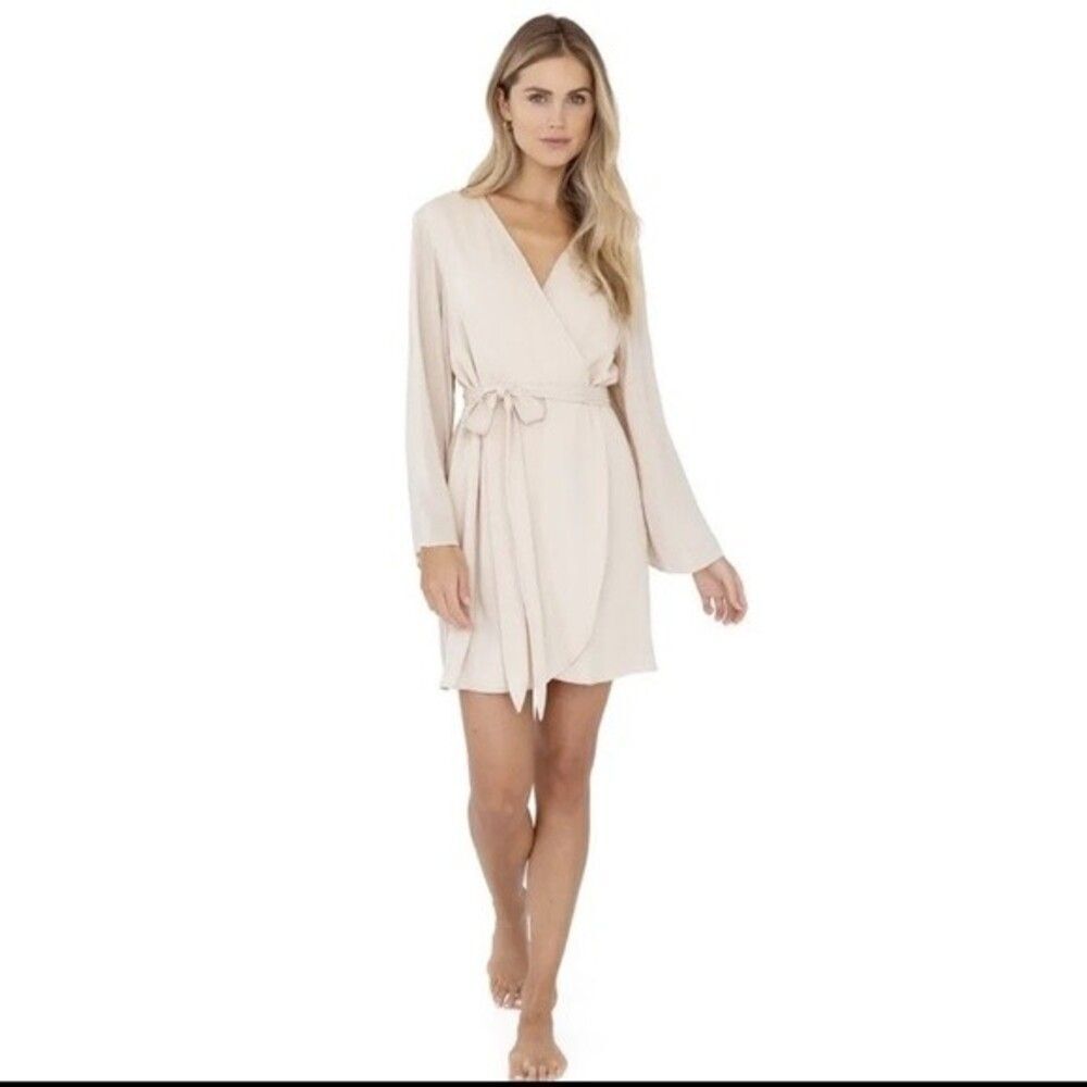 Plum Pretty Sugar Rayon Robe Size M/L